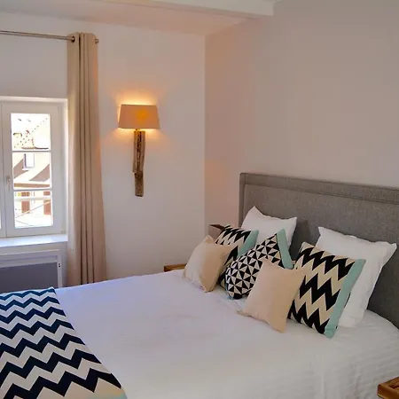 Reflets Sur La Lauch كولمار